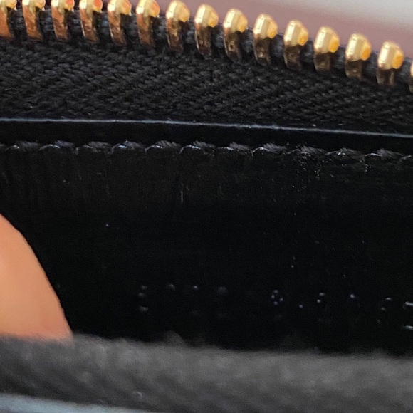 Gucci Interlocking G zip-around wallet - Picture 7 of 8